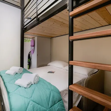 Appartement Sui Tetti, Caressa De Mae *